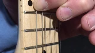 Using Left Pointer Finger To Bend Low E String