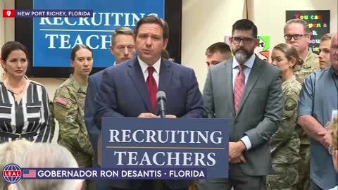 🇺🇸 Ron DeSantis · Conferencia de prensa sobre la Educación en Florida (17 ago 2022)