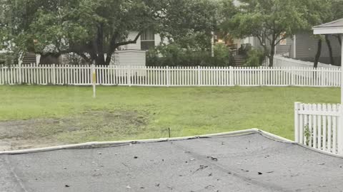 Straight winds in Central Texas