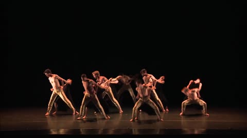 Hubbard Street Dance Chicago in "Gnawa" by Nacho Duato