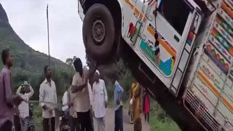 Watch carefully: This will surprise you . overloaded Truck