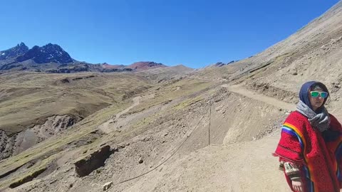 Mountain climbing in Vinicunca