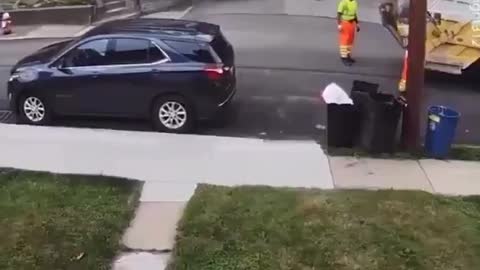 City Employees Refuse to Dump This Woman's Trash, So She Does It Herself