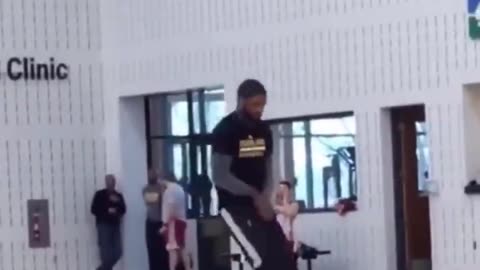 Kyrie hit the meanest running man during practice