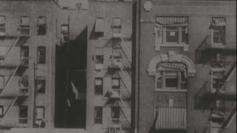 Jay Leyda's : A Bronx Morning (1931 Found Footage, Original Black & White Film)