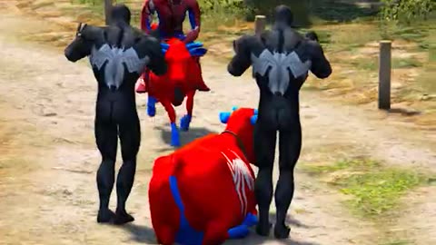 GTA V : The Spiderman Save his friend from Cow