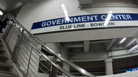 🚆🔵Boston SUBWAY BLUE LINE T MBTA🟦Government Center Full Tour, Map, where? BOWDOIN? Wonderland?🔥💥