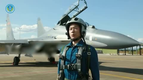 Chinese fighter jet flying reasonably close to Taiwan island