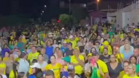 Dei bronca AO VIVO num cara com camiseta do Che Guevara - by Zoe Martinez