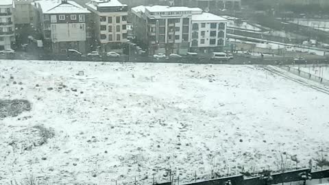 Snow falls from the altitude in Turkey