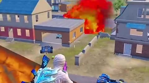 Car and 4 enemies were blown up with petrol cans in PUBG and