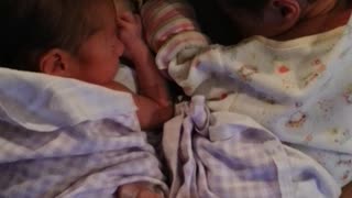 These Twin Hiccups Will Make You Say Awww