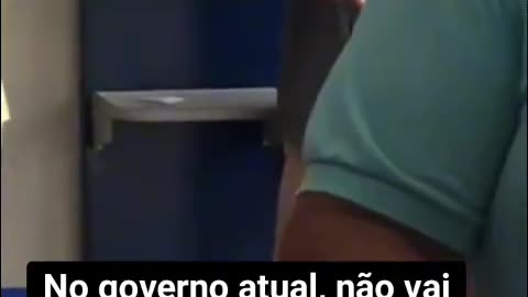 Não vai demorar muito e isso vai deixar de ser um meme pra virar realidade...