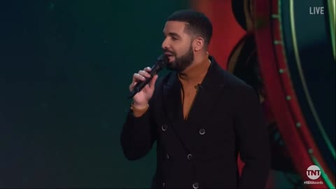 Best of Drake during 2017 NBA Awards!!! (Hilarious!!)