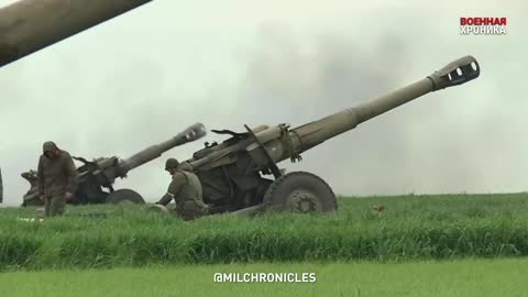 Ukraine War - Russian MLRS BM-21 "Grad" and D-20