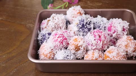 Sweet coconut balls