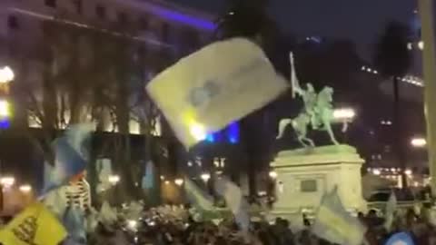 Argentinians hit the presidential palace in Buenos Aires in protest against inflation