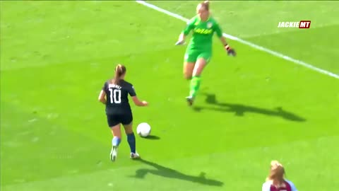 Craziest Moments in Women's Football