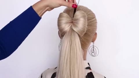 Hairstyle Tutorial: Bow Ponytail