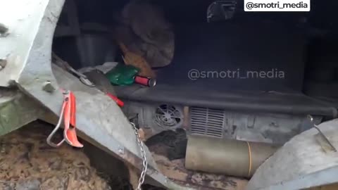 Ukraine War - Soldiers of the Armed Forces of Ukraine sell their armored vehicles