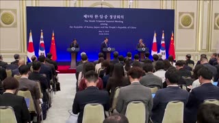 China, South Korea, Japan hold rare three-way summit