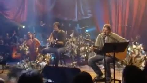 Nirvana - MTV Unplugged - full show (unedited) - Nov 18 1993