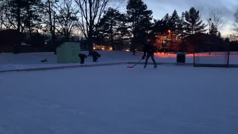 Evening hockey with comet puck