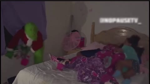 PRANK! LITTLE BOY PLAYS SLEEP TO AVOID UNCLE GRINCH