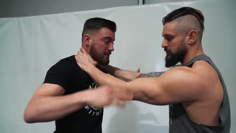 Ultimate Self Defense Knockout CombinationTraining Video