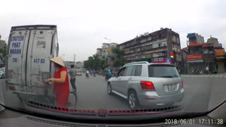 Showing off in Traffic Fail