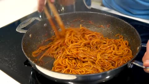 SPAGHETTI ALL'ASSASSINA: few ingredients for a delicious dish and a quick recipe |