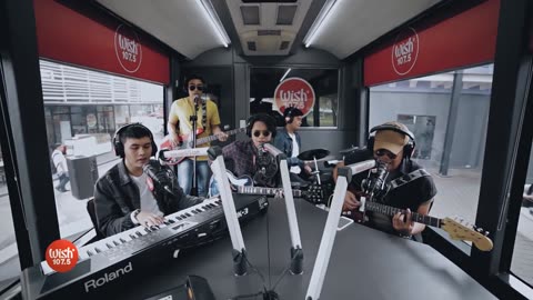 Magnus Haven performs Imahe LIVE on Wish 1075 Bus