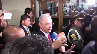 Álvaro Uribe entró a la Corte Suprema para indagatoria