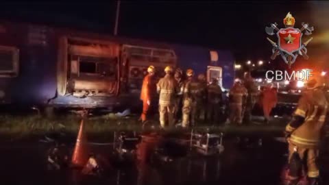 Cinco pessoas morreram em acidente com ônibus de turismo na BR-070