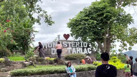 Walking Tour at The Monasterio De Tarlac