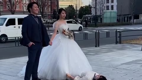 Going The Extra Mile For Wedding Photos...