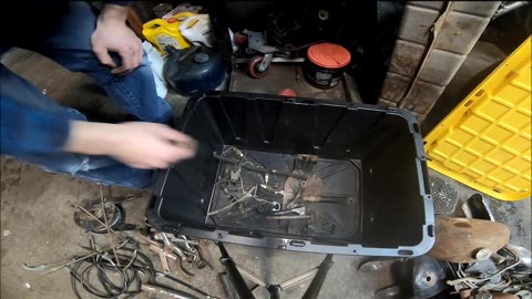 1959 Triumph Tiger cub diving in to the parts, part 2