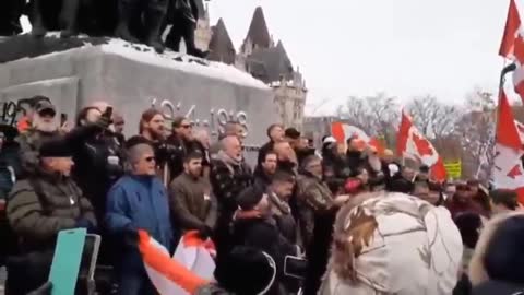 Canadian Vets Liberate Their War Memorial, Humiliate the Snake News, Then Shame Police into Leaving