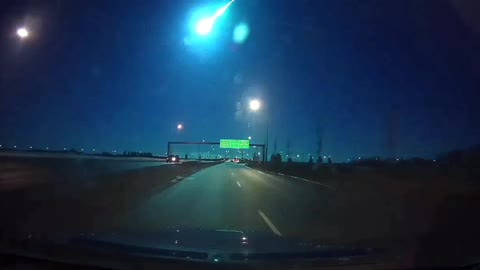 Dashcam Capture Meteor in Canadian Sky