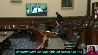 'Você está dançando com as respostas' Russell Fry está com raiva de Mayorkas...