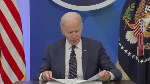 Whitehouse Cuts Live Feed While Biden Stares Blankly at Press Pool