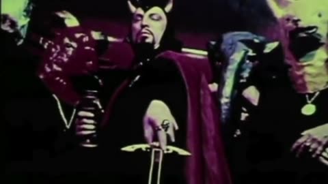 Entrevista al ocultista Anton LaVey en San Francisco, 1975 - Padre del satanismo moderno...