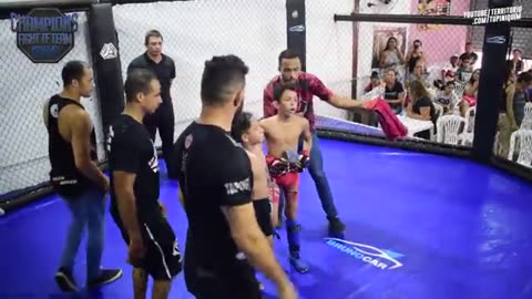 [MMA Kids] Bruce Lee vs Caio - Champions Fight Kids