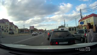 Unobservant Pedestrian Nearly Gets Hit