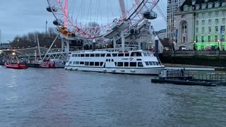 Have you ever been on ferry ⛴ tour in river thames?