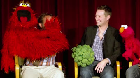 I PUPPETEERED ELMO? I got to meet the SESAME STREET Puppeteers/performers