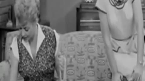 I Love Lucy - Season 1 Episode 31 - The Publicity Agent