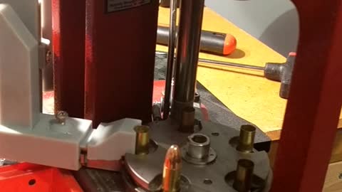 3d printed case feeder