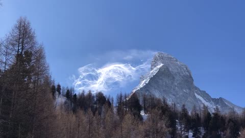 Spectacular Scene as Snow Blows off the Matterhorn