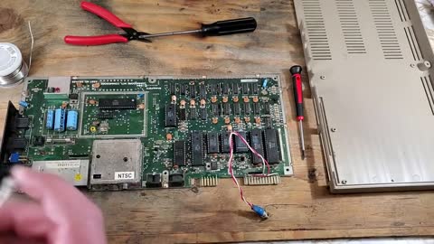 Commodore 64 tear down and test Part 3